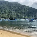 Cobertura 3 Dormitorios, 2 Vagas, Churrasqueira, Wi-Fi Free, Lazaro Ubatuba